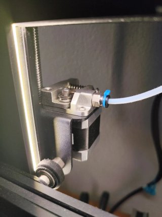 Impresora 3D Creality Ender 3 Pro con accesorios