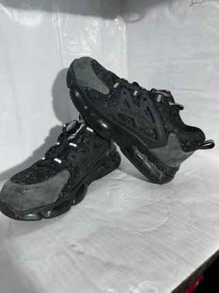 Zapatillas seguridad 42