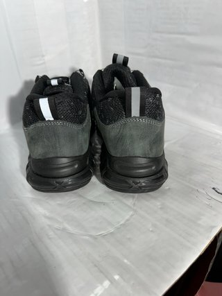 Zapatillas seguridad 42