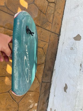 Tabla bodyboard con leash