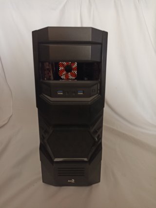 HP Pavilion p6366es PC Escritorio Negro