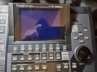 Mesa de mezclas Roland VS-1880