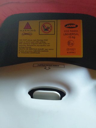Maxi-Cosi y capazo para bebé Jane rojo