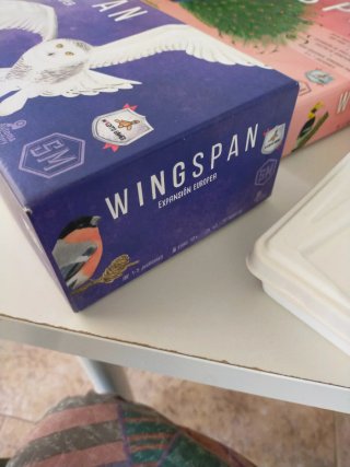 Cajas Wingspan Asia y Expansión Europea