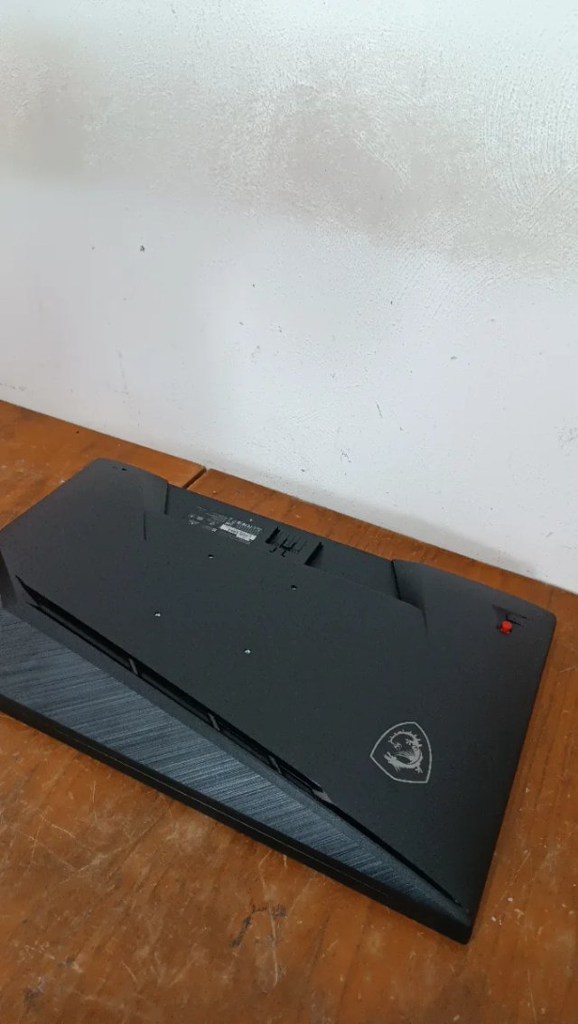 Monitor MSI MAG 272F  - W37S1894