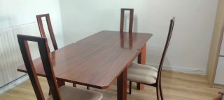 Mesa comedor madera caoba + 4 sillas