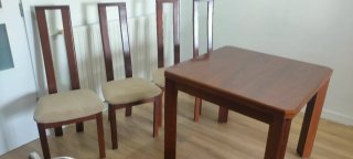 Mesa comedor madera caoba + 4 sillas