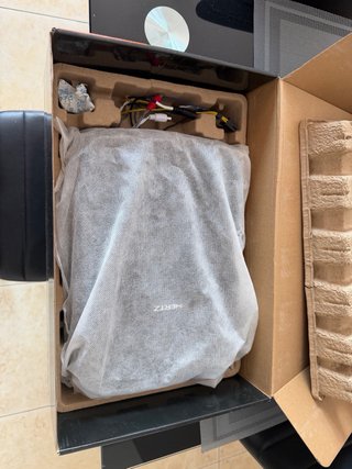 Subwoofer amplificado Nertz Negro