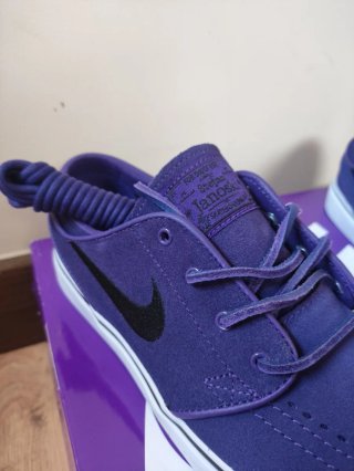 Zapatillas Nike SB Zoom Janoski OG+ Nobuk Violeta