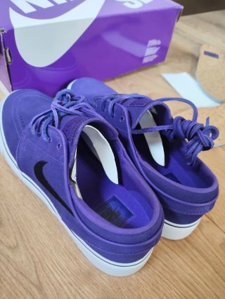 Zapatillas Nike SB Zoom Janoski OG+ Nobuk Violeta