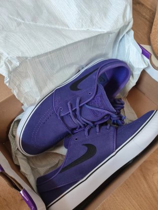 Zapatillas Nike SB Zoom Janoski OG+ Nobuk Violeta