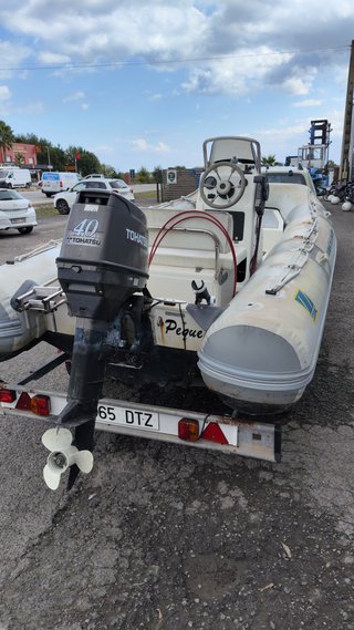 Zodiac Cherokee 470 Semirrígida