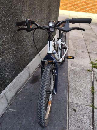 Bicicleta Rockrider ST120 20 6-9 años