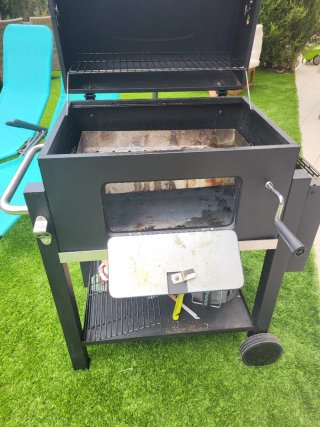 Barbacoa Naterial Negra y Plateada