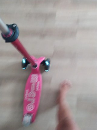 Patinete infantil rosa y morado