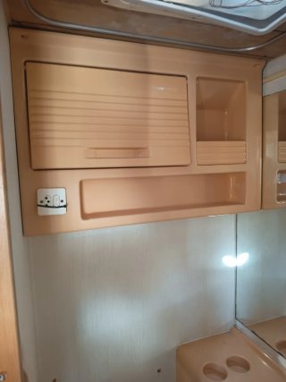 Mueble de baño caravana