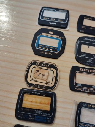 Lote 14 cristales LCD reloj digital Varios años 80