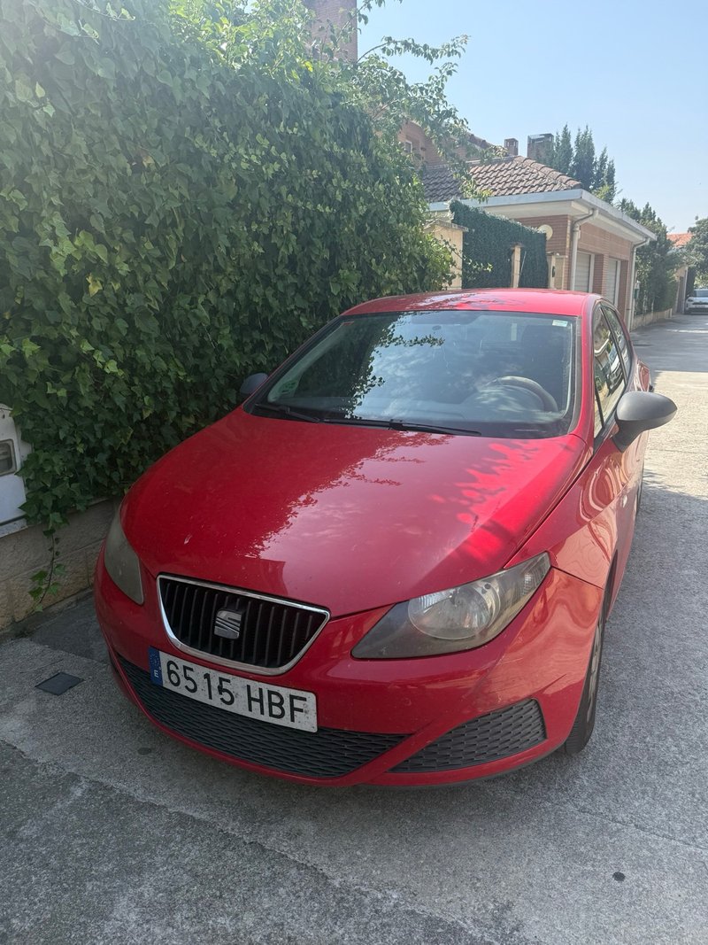 SEAT Ibiza 2012 - foto 1