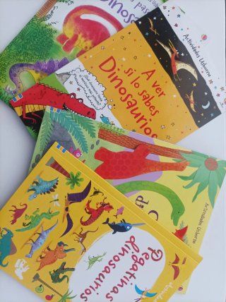 Maletín con libros de actividades de dinosaurios