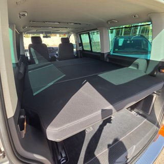Volkswagen T5 Multivan 2.0 TDI 7 PLAZAS MANUAL
