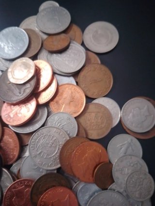 Lote +100 monedas antiguas y modernas