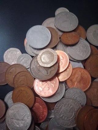 Lote +100 monedas antiguas y modernas
