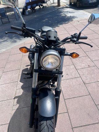 Honda Rebel 500 Negra