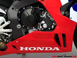 HONDA CBR 1000 RR-R FIREBLADE