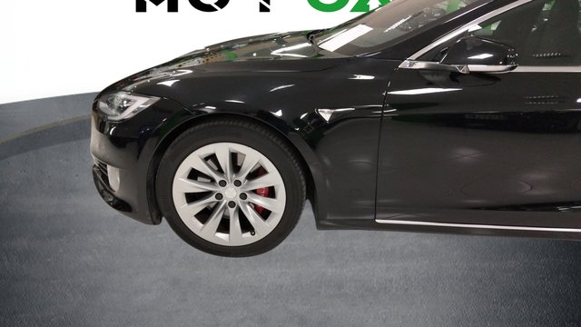 Tesla Model S 75D 4WD 386 kW (525 CV)