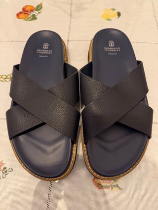 Sandali Brunello Cucinelli in pelle blu