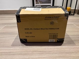 Volante Fanatec ClubSport Formula Carbono