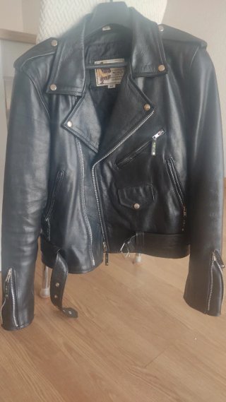 Chaqueta Biker Cuero AMI Madrid Vintage Talla M