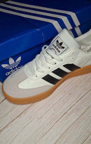 Adidas Samba Blancas/Negras Talla 42