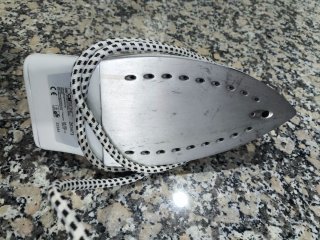 Plancha de vapor Clatronic 1200W