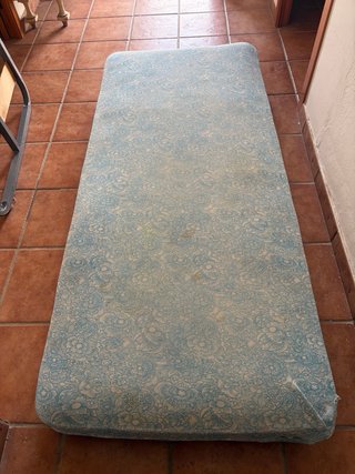Somier y colchón 90 cm