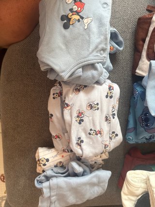 Pijama enterizo bebé Mickey Mouse 0-3 meses