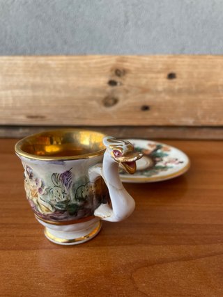 Tazzina e piattino porcellana Capodimonte vintage