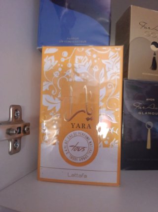 Perfume Yara Tous Lattafa Dorado Naranja