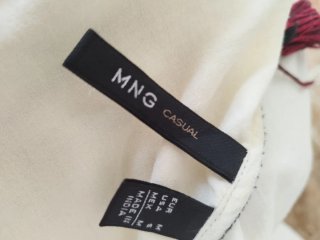 Blusa Mango bordada