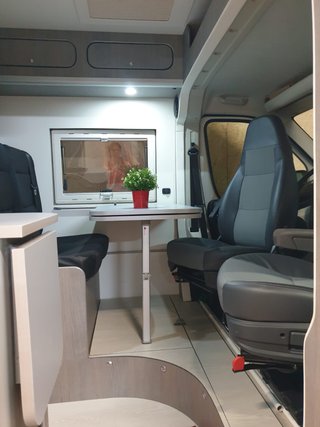 Peugeot Boxer 2018 CAMPERIZADA