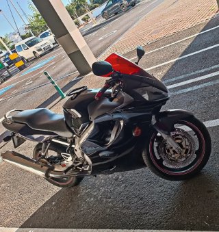Honda CBR600 F4I Roja