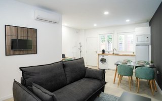 Edificio en venta en Martín Carpena - Torre del Río en Málaga