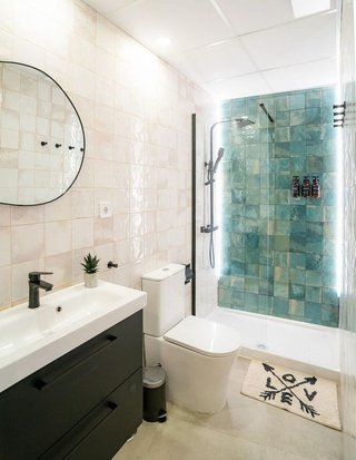 Edificio en venta en Martín Carpena - Torre del Río en Málaga