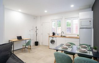 Edificio en venta en Martín Carpena - Torre del Río en Málaga
