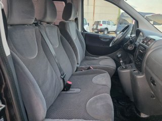 Peugeot Expert 2013 9 plazas 2.0 HDI