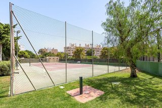 Piso en alquiler en Puerta Blanca en Málaga