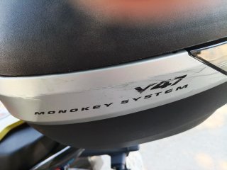 Baúl GIVI Monokey 47L Negro/Plata