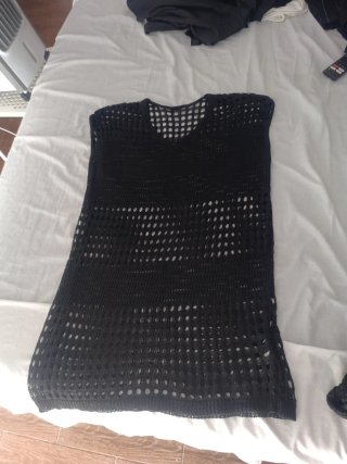 Ropa de playa negra