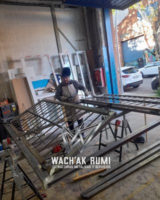 CARPINTERÍA DE ALUMINIO Y PVC | ESTRUCT. METÁLICAS