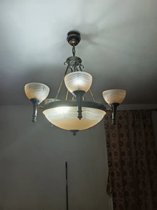 Lámpara de techo antigua de cristal y metal